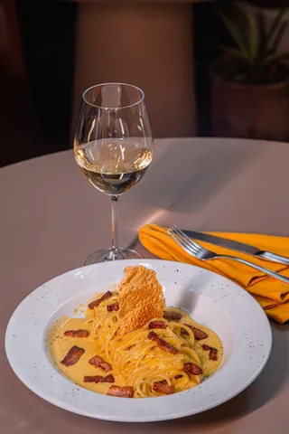 SPAGHETTI ALLA CARBONARA